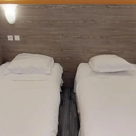 Kyriad Direct Hotel Achères
