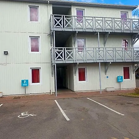 Kyriad Direct Poissy - Ξενοδοχείο