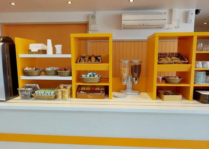 Hotel Kyriad Direct Poissy -